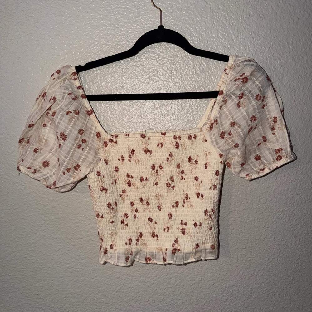 Floral Puff Sleeve Smocked Top